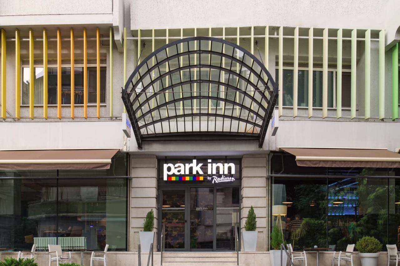 Park Inn By Radisson Bucharest Hotel & Residence מראה חיצוני תמונה